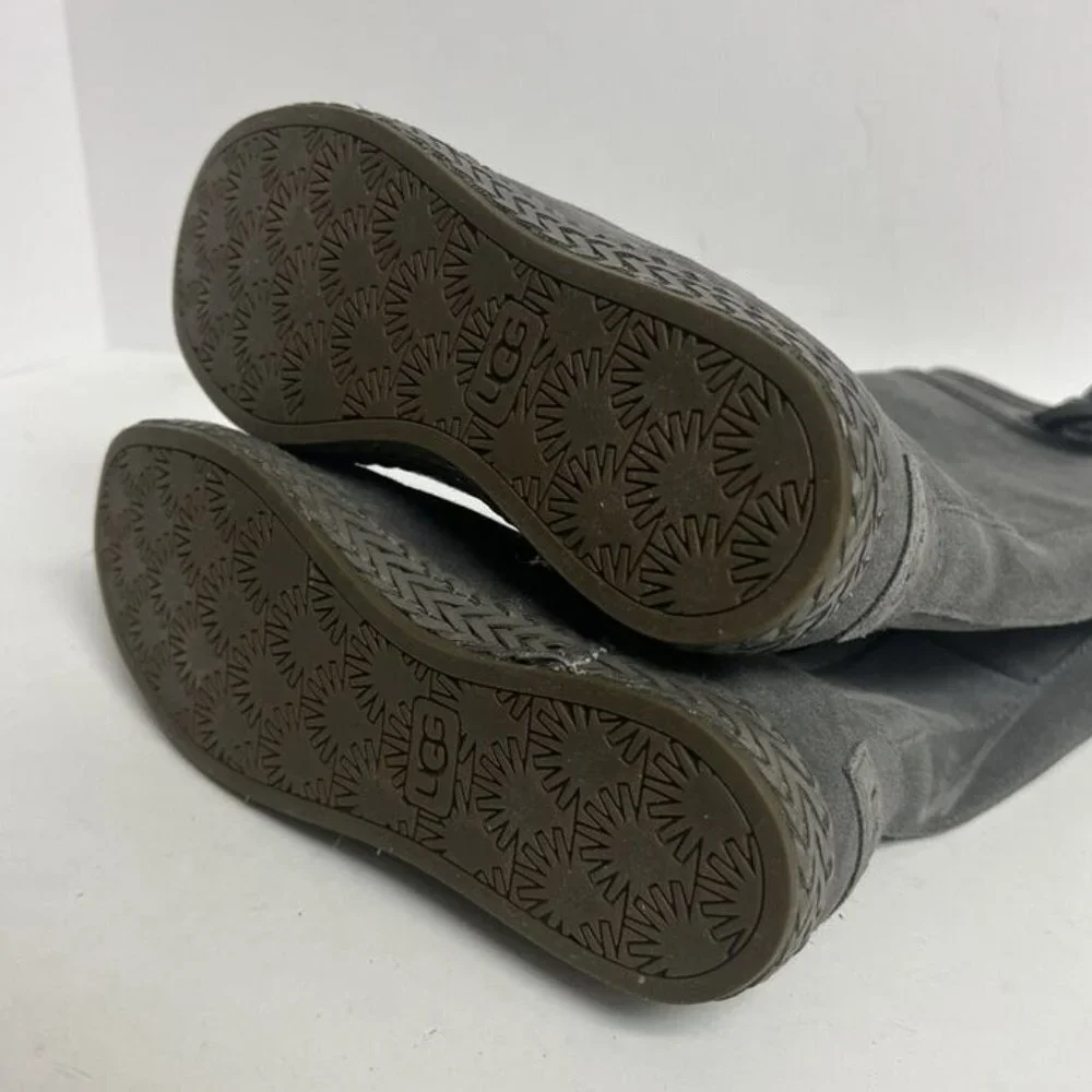 UGG Women's Emerie, Gray Fashion Boots, Size 5 M